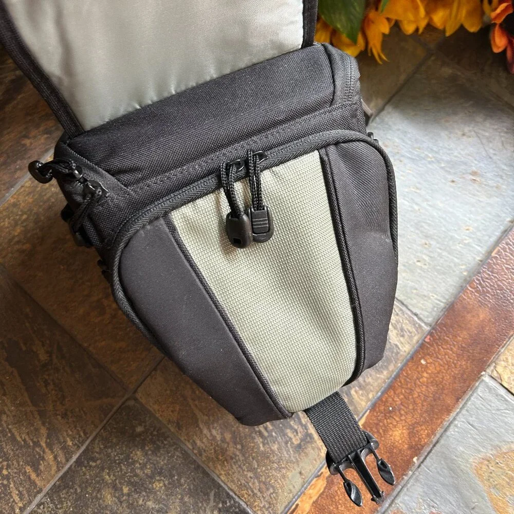 M-ROCK Yellowstone Top-Loading Holster Camera Case